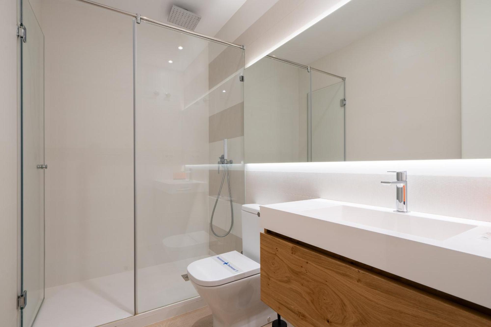 Apartamento Reformado De Lujo En Gran Via Apartman Madrid Kültér fotó