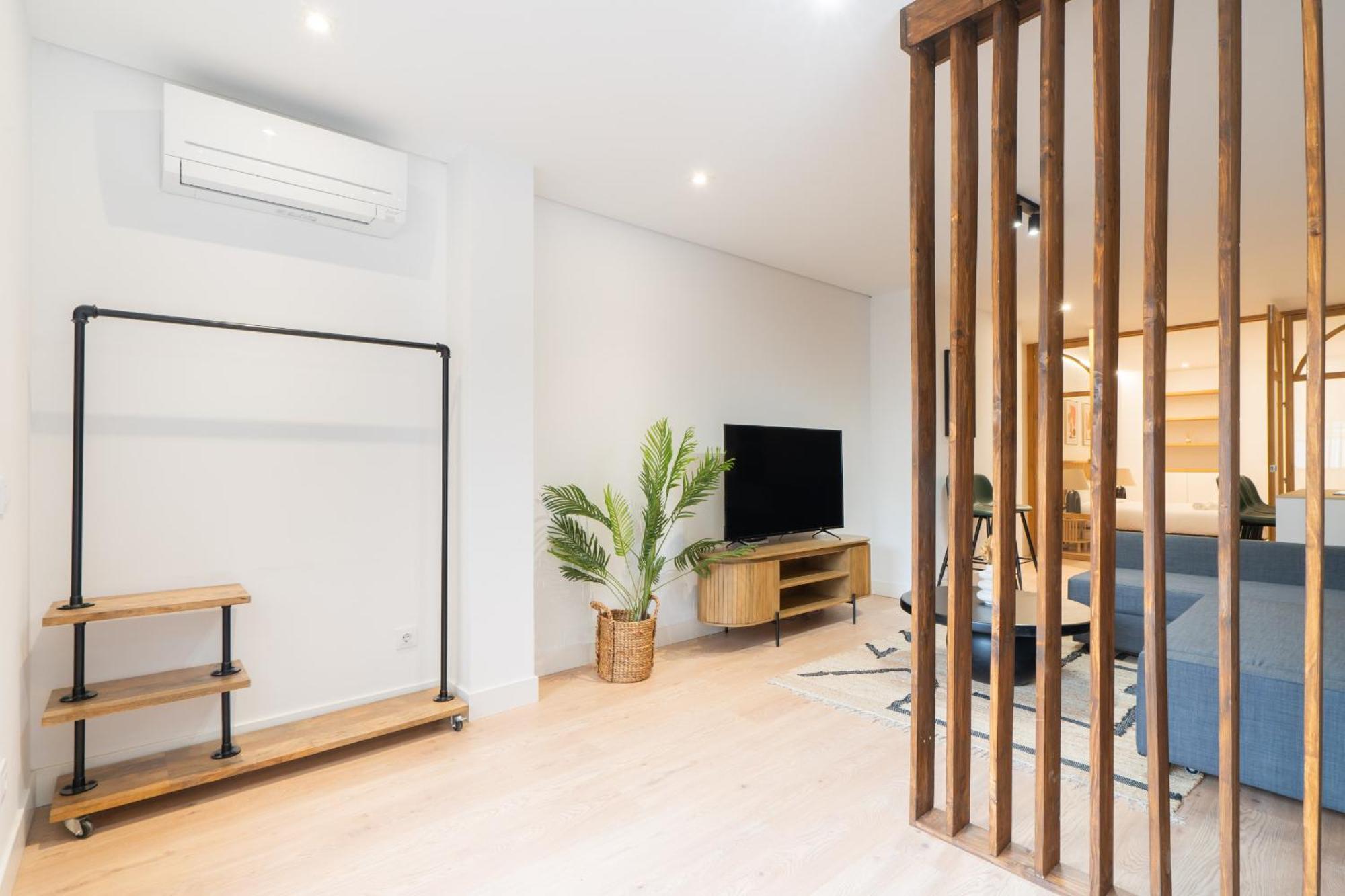 Apartamento Reformado De Lujo En Gran Via Apartman Madrid Kültér fotó